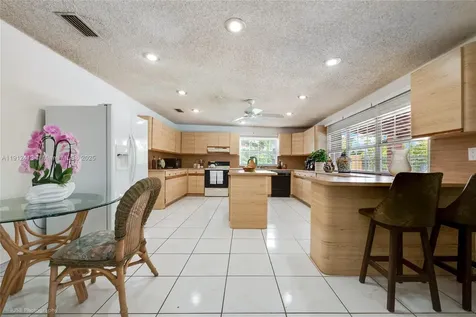 4235 SW 97th Avenue Miami FL 33165