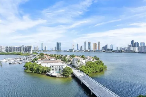 6000 Island Boulevard Aventura FL 33160