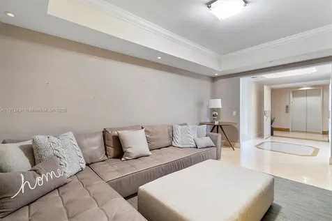 6000 Island Boulevard Aventura FL 33160