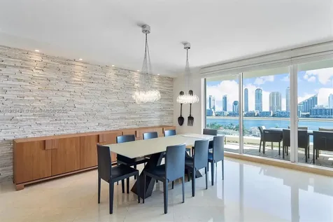 6000 Island Boulevard Aventura FL 33160