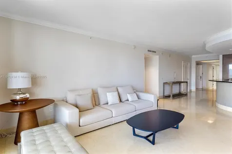 6000 Island Boulevard Aventura FL 33160