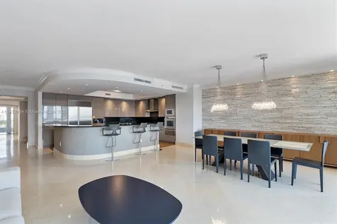 6000 Island Boulevard Aventura FL 33160