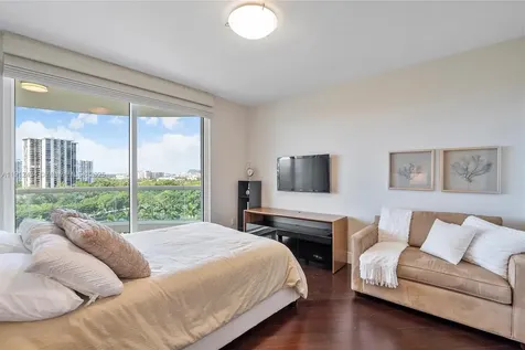 6000 Island Boulevard Aventura FL 33160