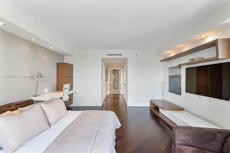 6000 Island Boulevard Aventura FL 33160