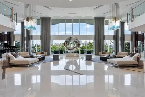 6000 Island Boulevard Aventura FL 33160