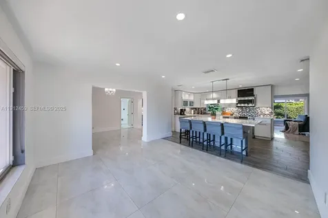 10025 SW 83rd Street Miami FL 33173