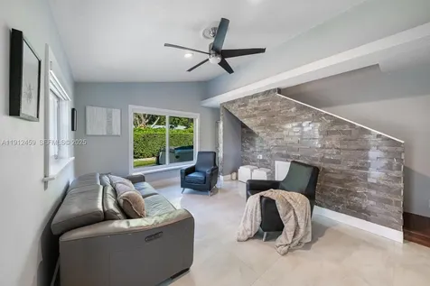 10025 SW 83rd Street Miami FL 33173