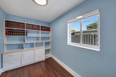 10025 SW 83rd Street Miami FL 33173