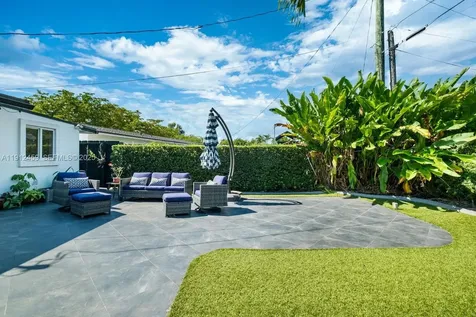 10025 SW 83rd Street Miami FL 33173