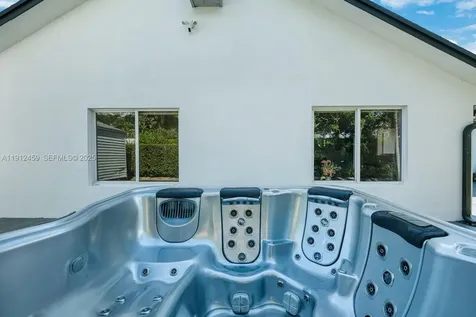 10025 SW 83rd Street Miami FL 33173