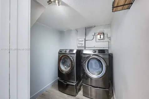 10025 SW 83rd Street Miami FL 33173