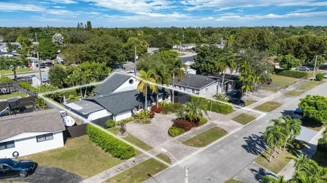 10025 SW 83rd Street Miami FL 33173