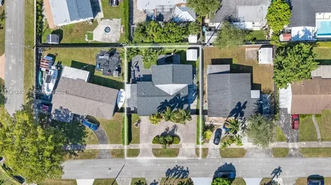 10025 SW 83rd Street Miami FL 33173