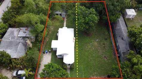 1140 NW 4th Avenue Fort Lauderdale FL 33311