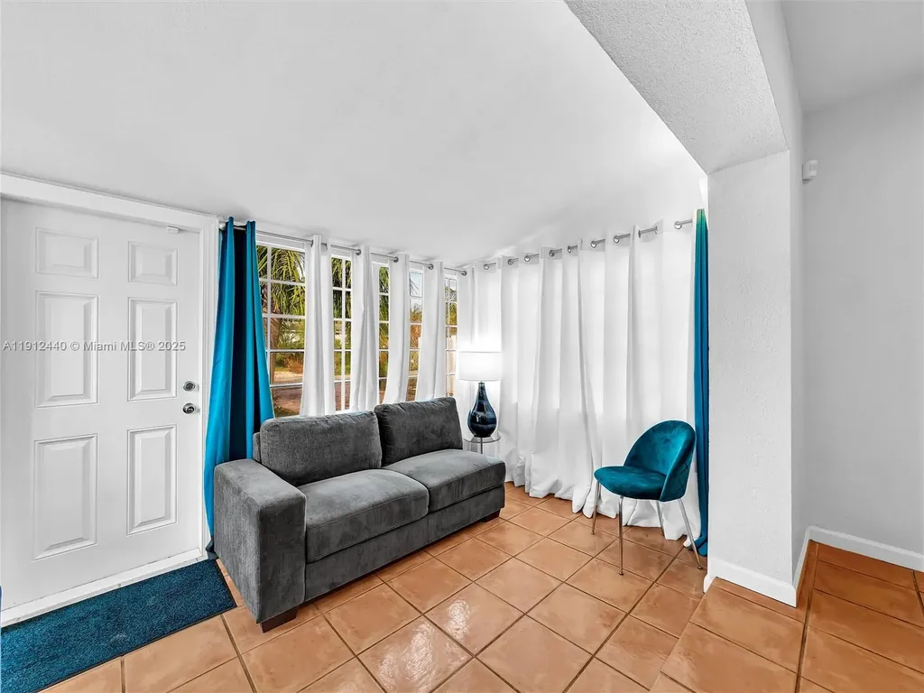 1108 NW 3rd Avenue Fort Lauderdale FL 33311