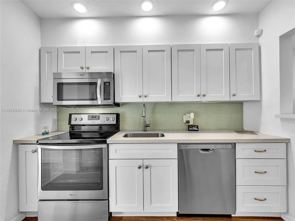 1108 NW 3rd Avenue Fort Lauderdale FL 33311