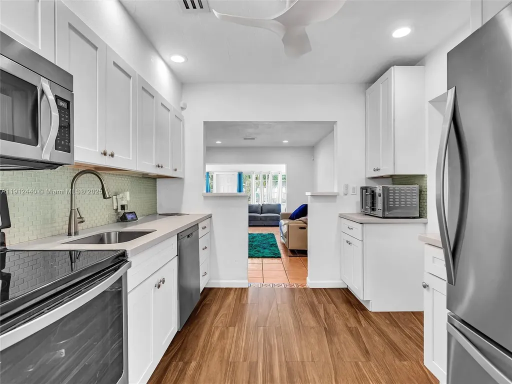 1108 NW 3rd Avenue Fort Lauderdale FL 33311