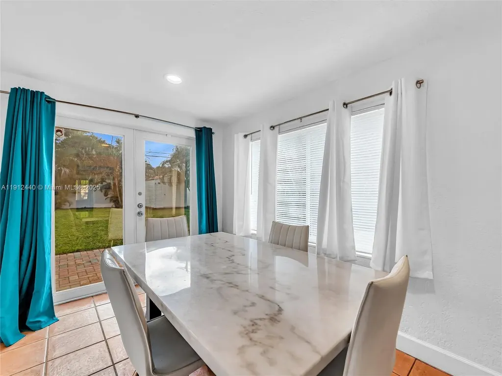 1108 NW 3rd Avenue Fort Lauderdale FL 33311