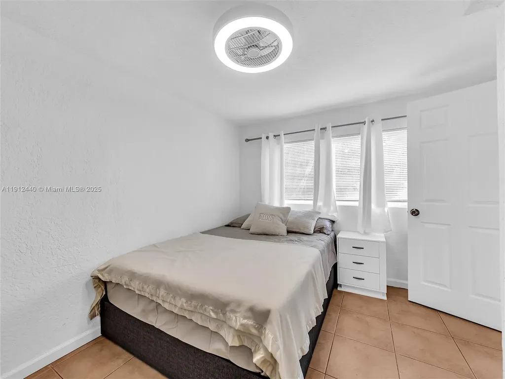 1108 NW 3rd Avenue Fort Lauderdale FL 33311