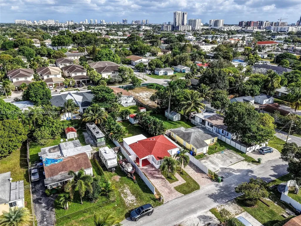 1108 NW 3rd Avenue Fort Lauderdale FL 33311