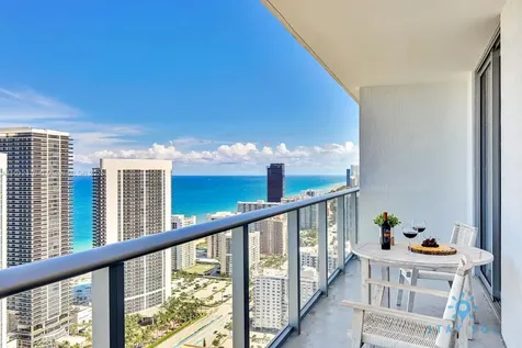 Hollywood FL 33019