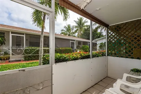 2524 Hayes Street Hollywood FL 33020