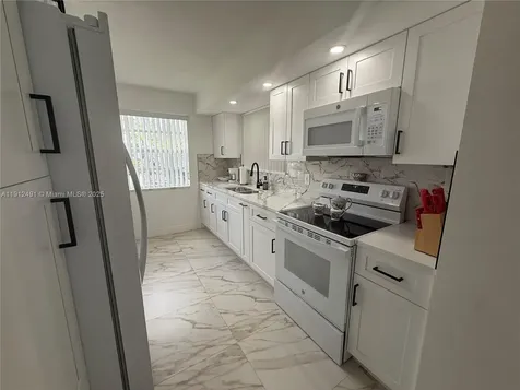 2203 SE 27th Drive Homestead FL 33035