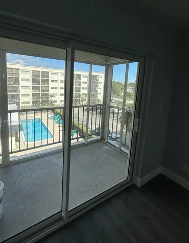 220 SW 9th Avenue Hallandale Beach FL 33009