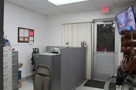 10891 NW 17th Street Sweetwater FL 33172