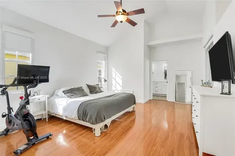285 Cameron Drive Weston FL 33326