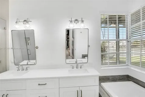 285 Cameron Drive Weston FL 33326