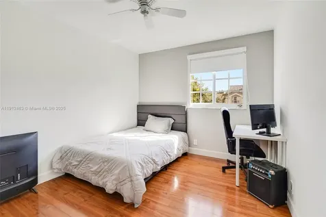 285 Cameron Drive Weston FL 33326