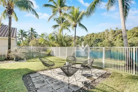 285 Cameron Drive Weston FL 33326