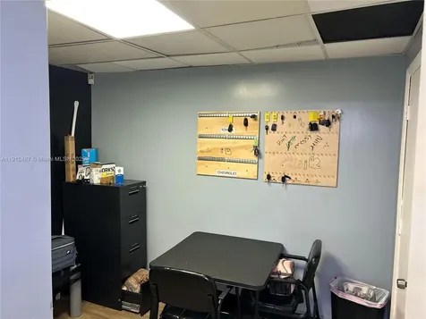 6009 Dawson Street Hollywood FL 33023