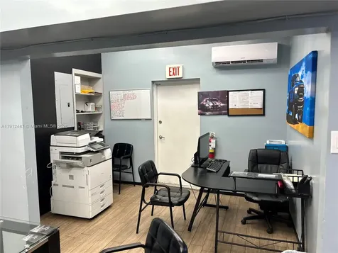 6009 Dawson Street Hollywood FL 33023