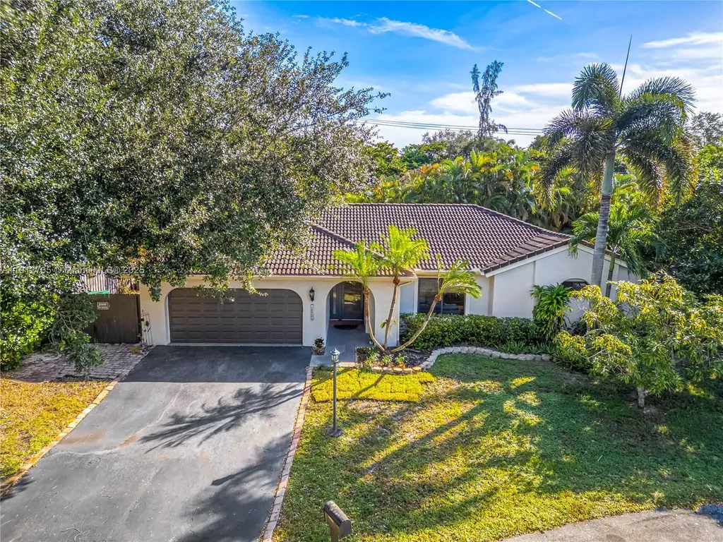 14811 Archerhall Street Davie FL 33331