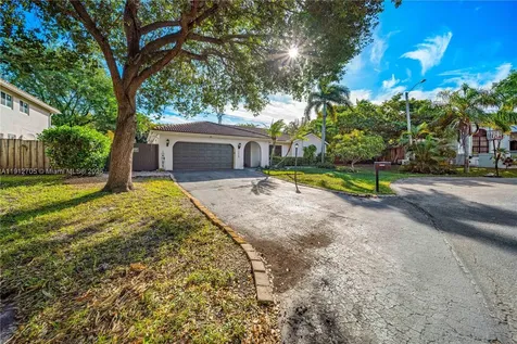14811 Archerhall Street Davie FL 33331
