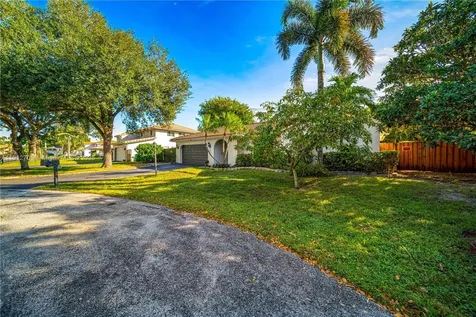 14811 Archerhall Street Davie FL 33331