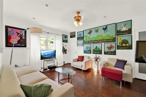 1610 Michigan Avenue Miami Beach FL 33139