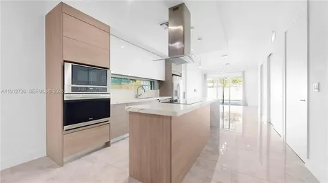 3461 SW 25th Street #A Miami FL 33133