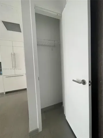 68 SE 6th Street Miami FL 33131