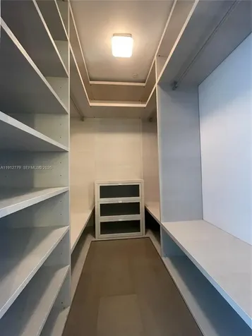 68 SE 6th Street Miami FL 33131