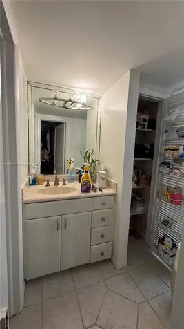 16518 NE 26th Avenue North Miami Beach FL 33160