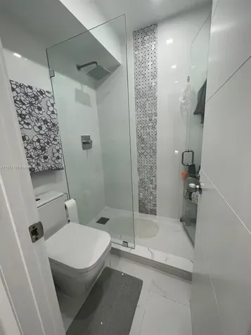 20400 W Country Club Drive Aventura FL 33180