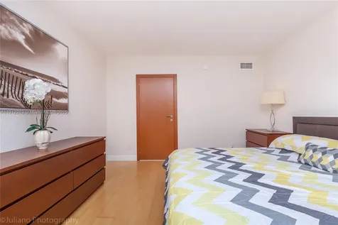 19380 Collins Avenue Sunny Isles Beach FL 33160