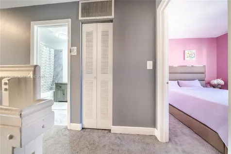 2040 NE 167th Street North Miami Beach FL 33162