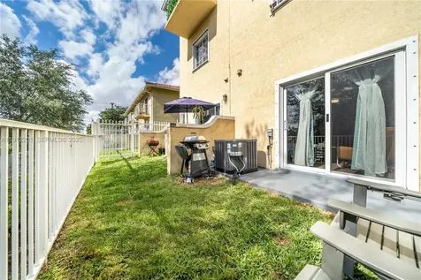 2040 NE 167th Street North Miami Beach FL 33162
