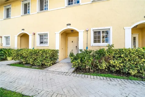 2040 NE 167th Street North Miami Beach FL 33162