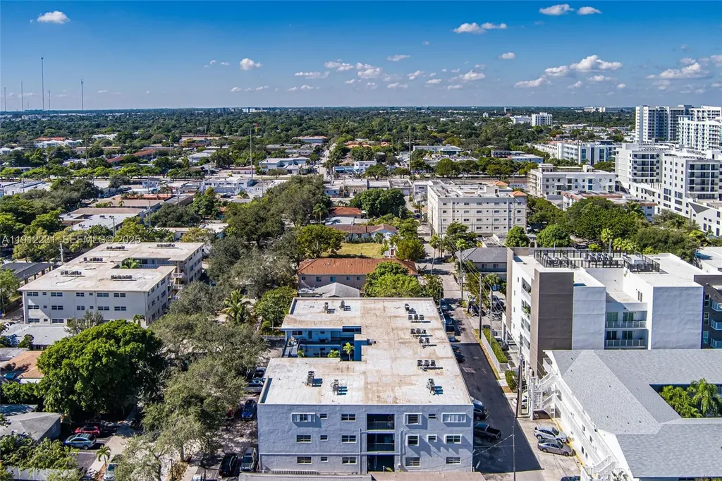 1943 Monroe Street Hollywood FL 33020