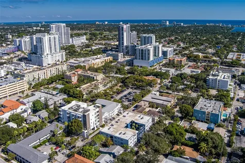 1943 Monroe Street Hollywood FL 33020